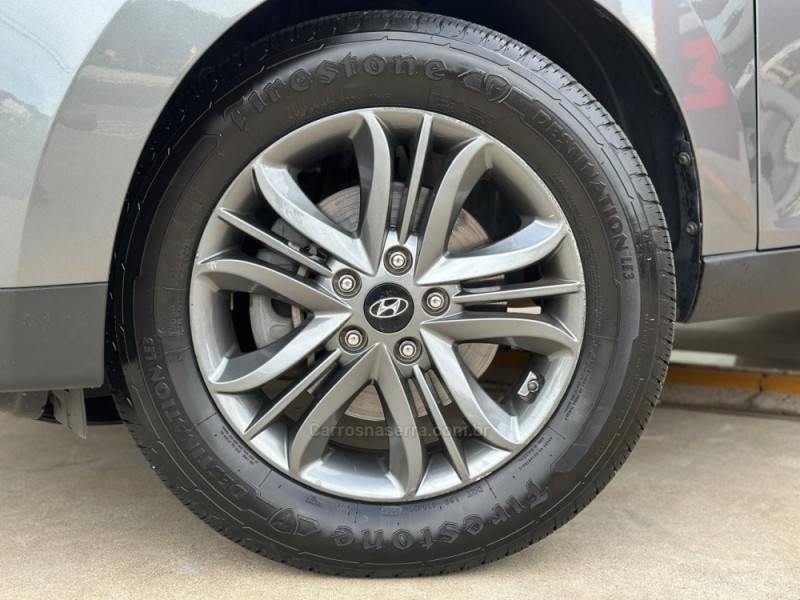 HYUNDAI - IX35 - 2017/2018 - Cinza - R$ 89.900,00