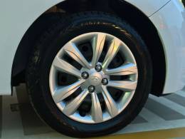 HYUNDAI - HB20S - 2016/2017 - Branca - R$ 68.500,00