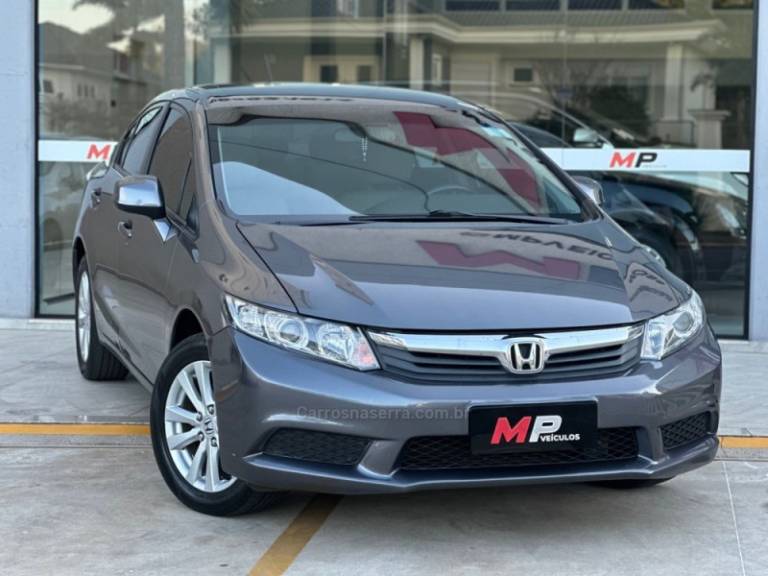 HONDA - CIVIC - 2016/2016 - Cinza - R$ 77.900,00