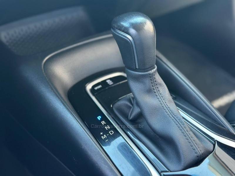 TOYOTA - COROLLA - 2023/2023 - Branca - R$ 132.900,00