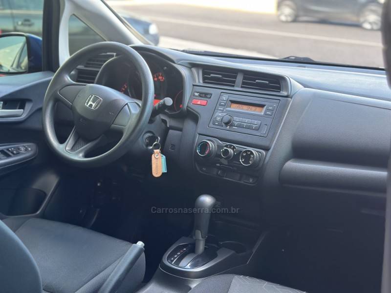 HONDA - FIT - 2015/2015 - Azul - R$ 65.900,00