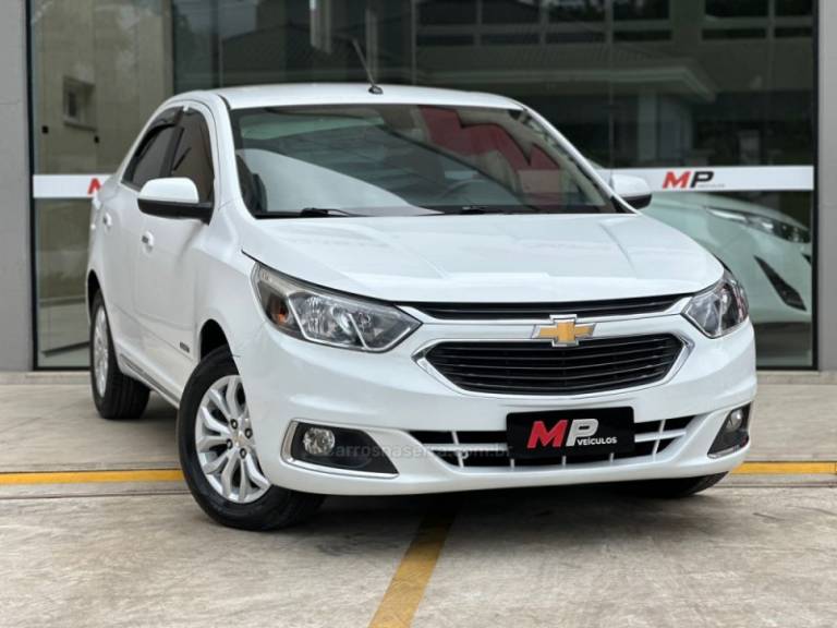 CHEVROLET - COBALT - 2018/2019 - Branca - R$ 65.900,00