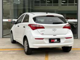HYUNDAI - HB20 - 2015/2016 - Branca - R$ 49.900,00