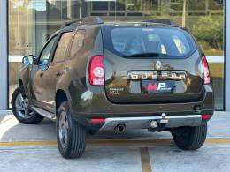 RENAULT - DUSTER - 2013/2014 - Verde - R$ 55.900,00