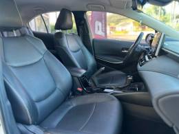TOYOTA - COROLLA - 2023/2023 - Branca - R$ 132.900,00
