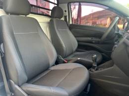 VOLKSWAGEN - SAVEIRO - 2018/2018 - Branca - R$ 61.900,00