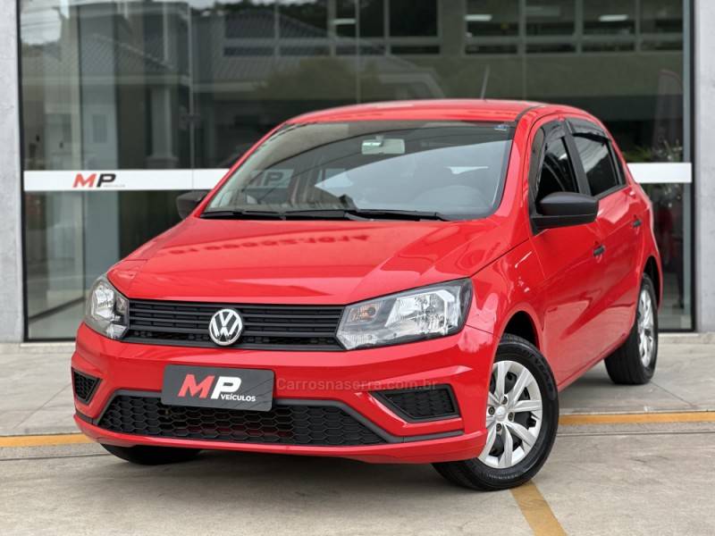 VOLKSWAGEN - GOL - 2021/2022 - Vermelha - R$ 53.900,00