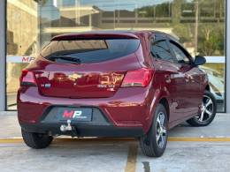 CHEVROLET - ONIX - 2017/2017 - Vermelha - R$ 61.900,00