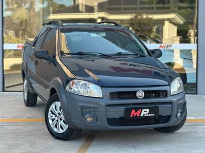 FIAT - STRADA - 2014/2015 - Azul - R$ 59.900,00