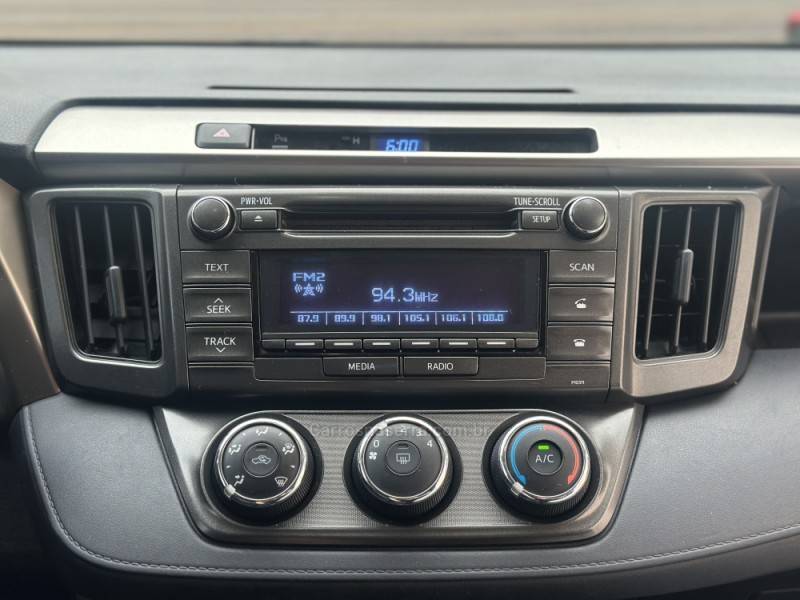 TOYOTA - RAV4 - 2014/2014 - Branca - R$ 85.900,00