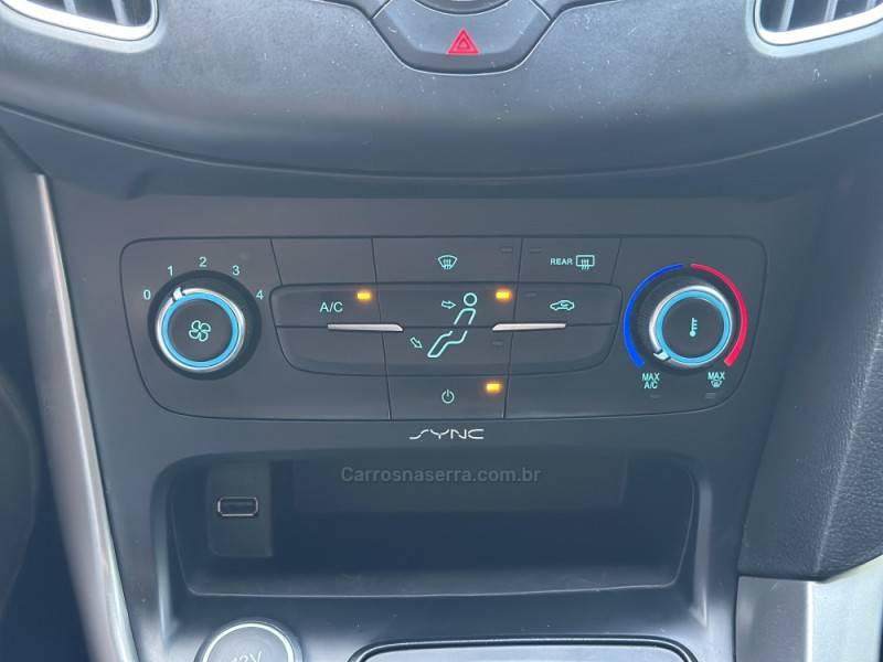 FORD - FOCUS - 2018/2018 - Cinza - R$ 64.900,00