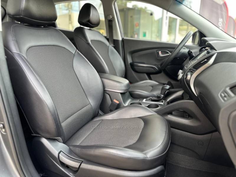 HYUNDAI - IX35 - 2017/2018 - Cinza - R$ 89.900,00