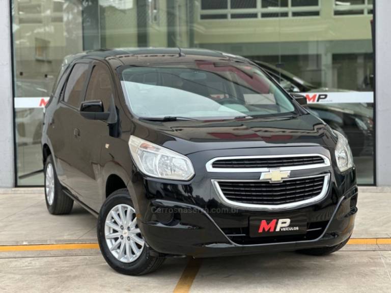CHEVROLET - SPIN - 2013/2013 - Preta - R$ 43.900,00