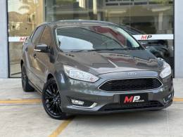 FORD - FOCUS - 2018/2018 - Cinza - R$ 64.900,00