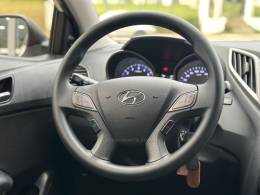 HYUNDAI - HB20 - 2015/2016 - Branca - R$ 49.900,00