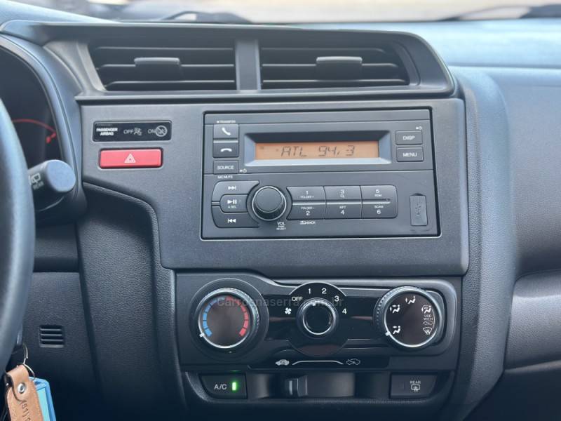 HONDA - FIT - 2015/2015 - Azul - R$ 65.900,00