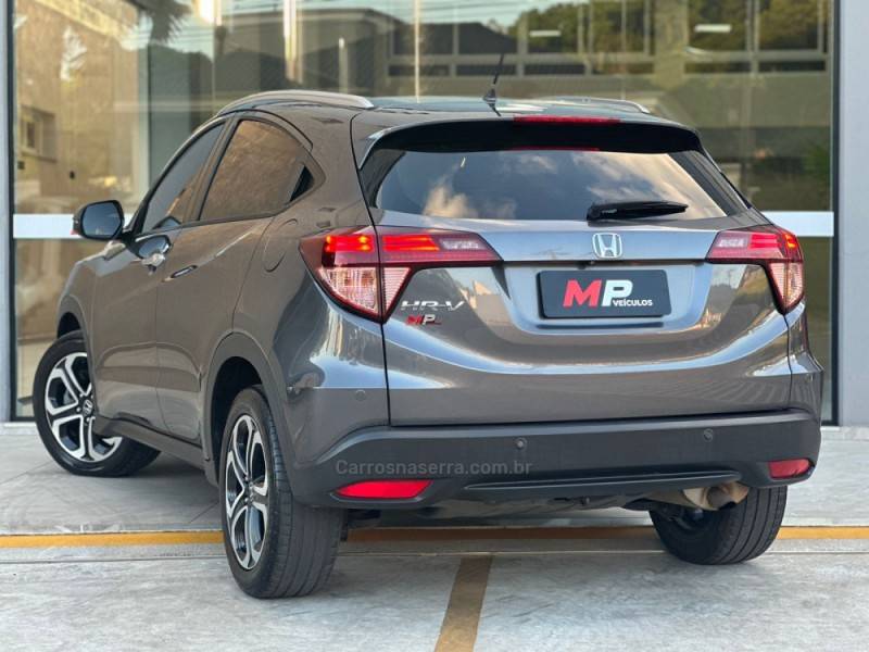 HONDA - HR-V - 2018/2018 - Cinza - R$ 105.900,00