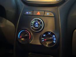 HYUNDAI - HB20S - 2016/2017 - Branca - R$ 68.500,00