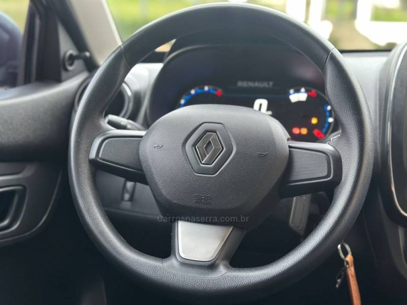 RENAULT - KWID - 2022/2023 - Prata - R$ 55.900,00
