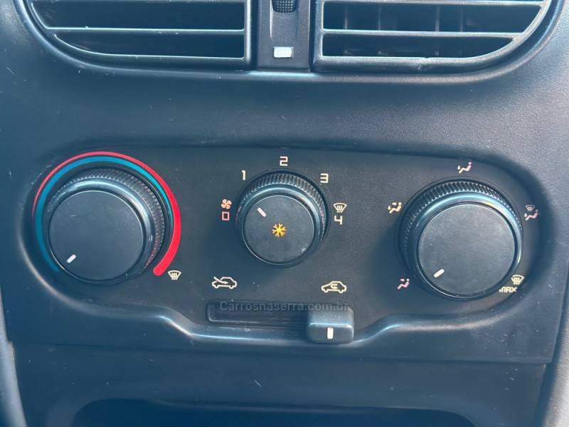 FIAT - STRADA - 2014/2015 - Azul - R$ 59.900,00