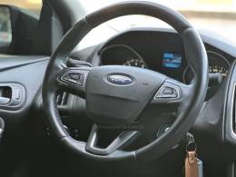 FORD - FOCUS - 2018/2018 - Cinza - R$ 64.900,00