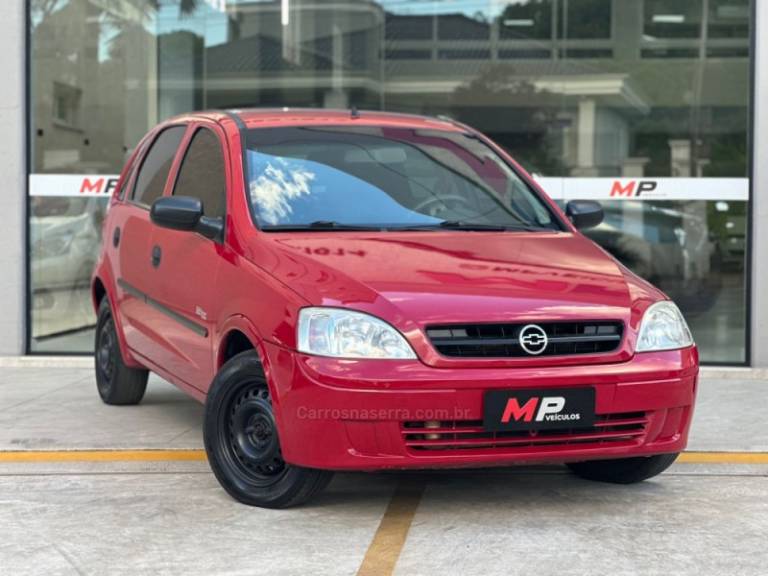 CHEVROLET - CORSA - 2006/2006 - Vermelha - R$ 26.900,00